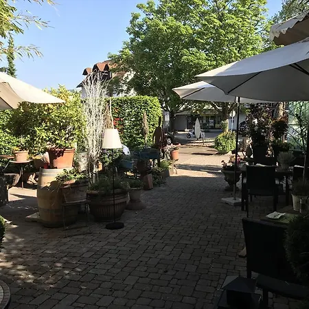 Schwarzwalder Hof فندق