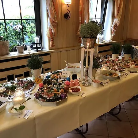 Schwarzwalder Hof فندق